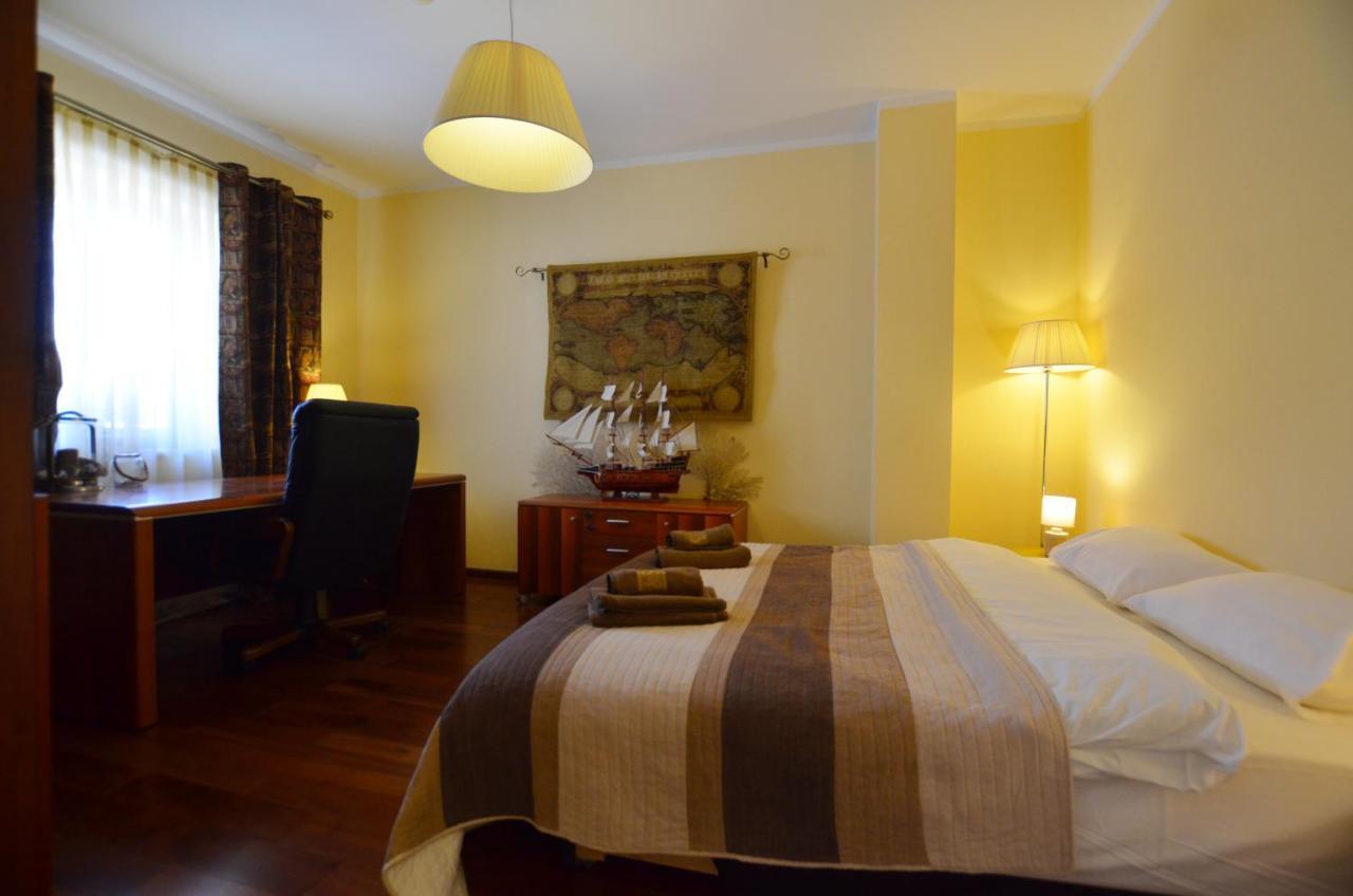Apartment Delux Ровин Екстериор снимка