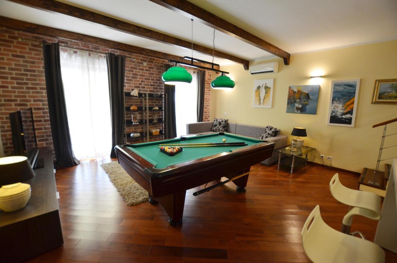 Apartment Delux Ровин Екстериор снимка